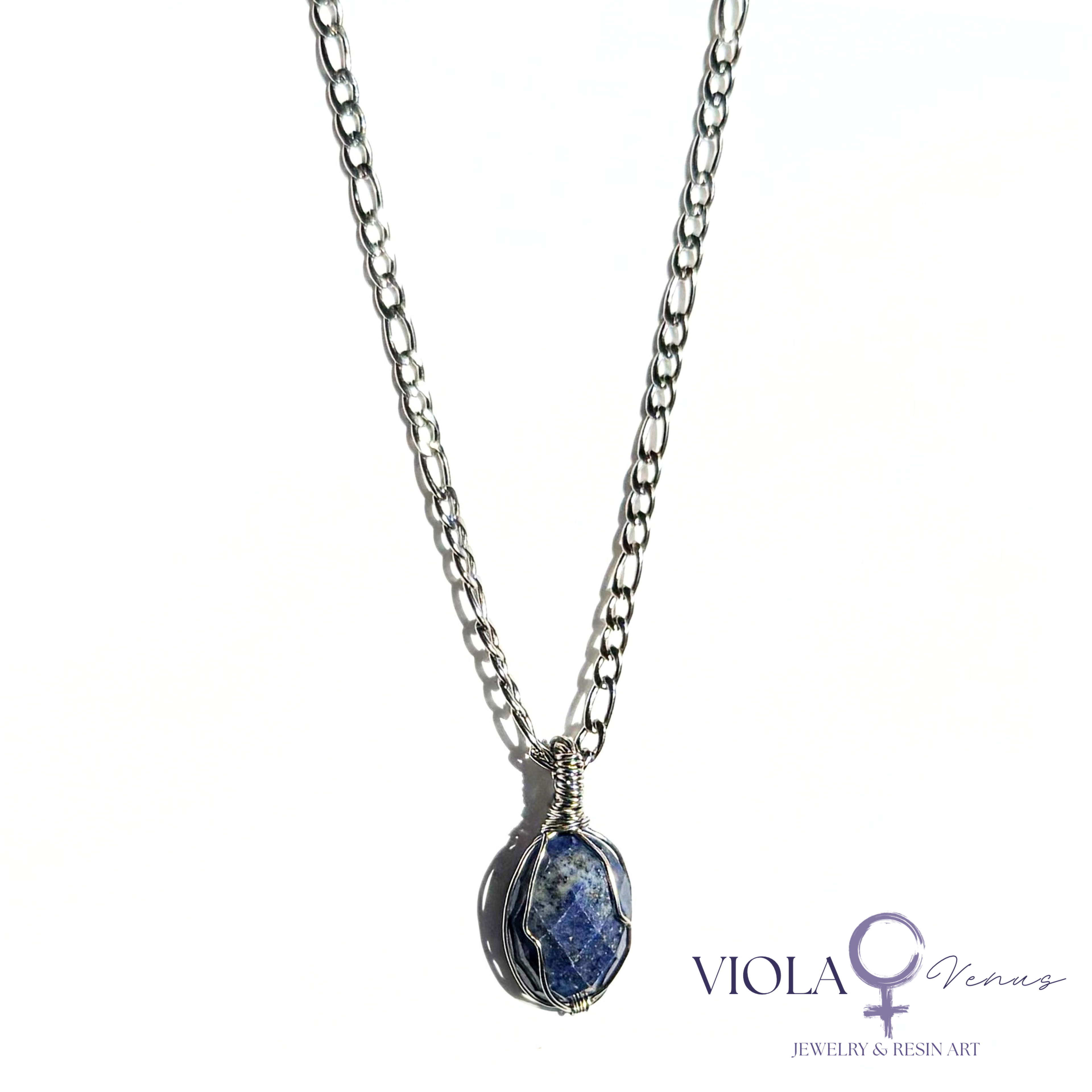 Midnight Current – Lapis Lazuli Pendant Necklace