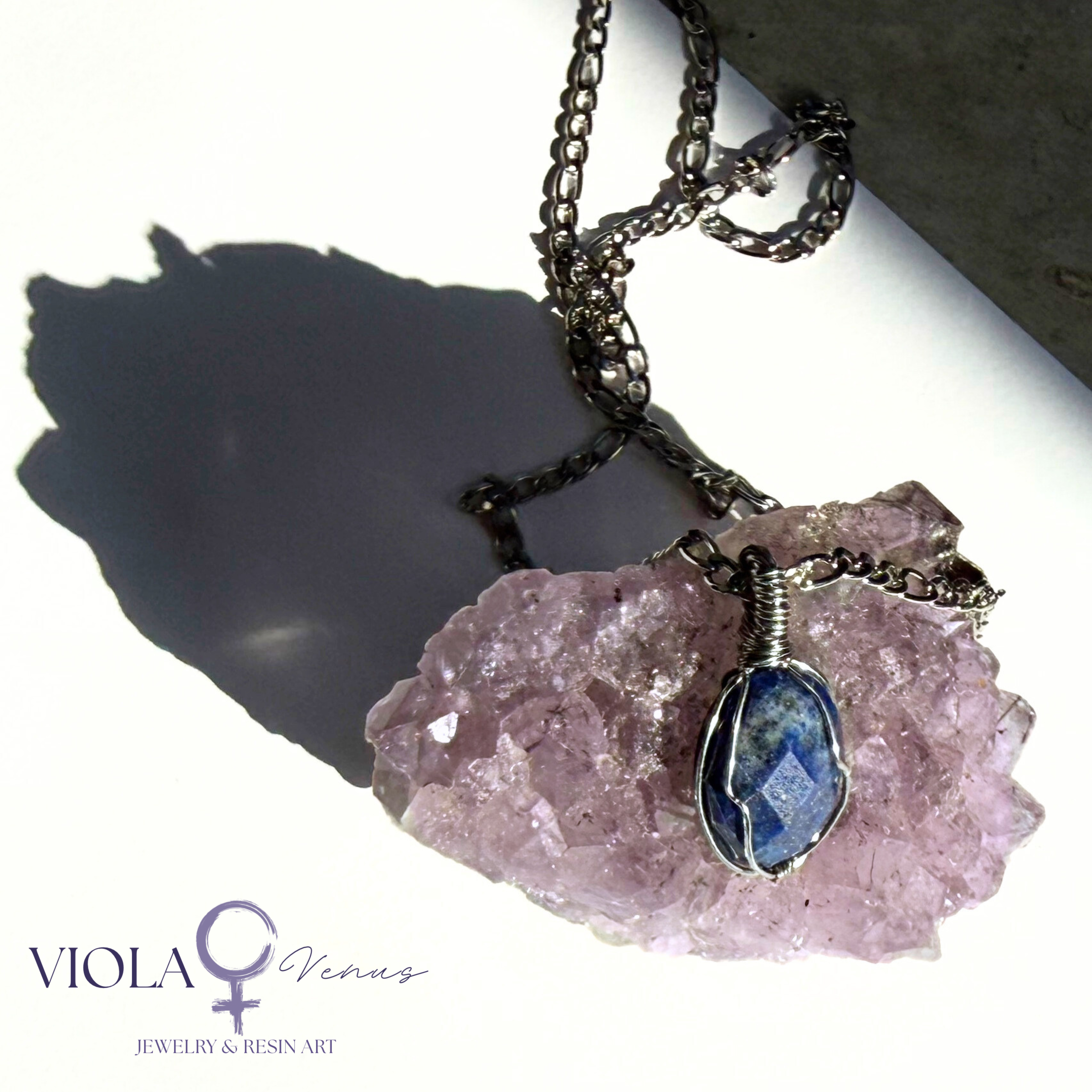 Midnight Current – Lapis Lazuli Pendant Necklace