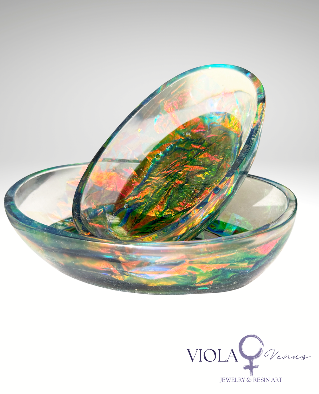 Luminous Aura – Iridescent Resin Bowl